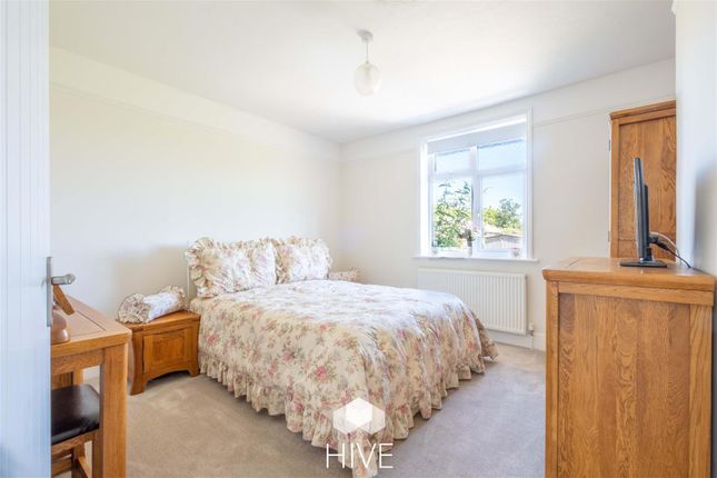 7, Fryern Court Road, Fordingbridge photo 4