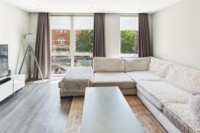 Apartment 5, 4, Gaumont Place, London photo 4