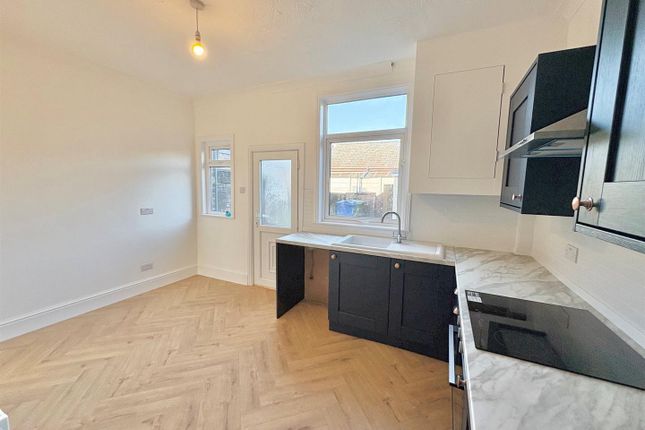 48, Lilford Street, Leigh photo 4
