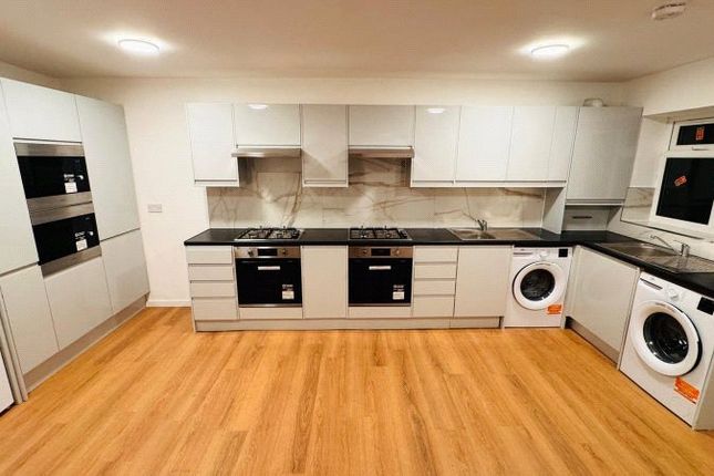 Room 3, Station Road, 8, North Harrow, Harrow photo 4
