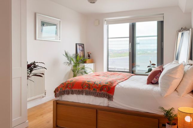 Apt 75, Galleria Court Sumner Road, London photo 4
