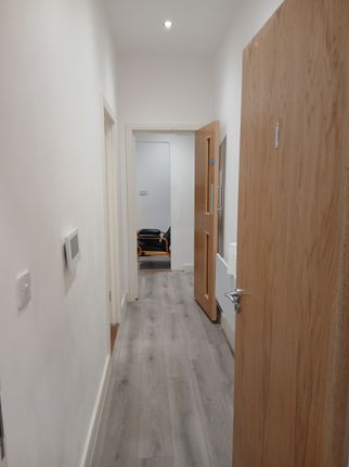 Whitchurch Road, Cardiff photo 4