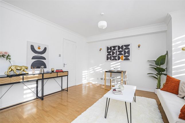 Flat 7, 98, Friars Avenue, Putney Vale photo 4