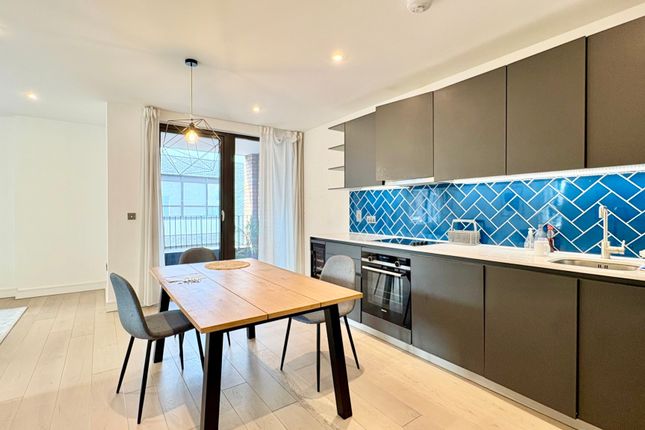 Cremer Street, London photo 2