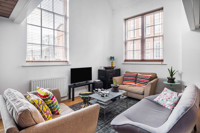 Beta Place, London photo 3
