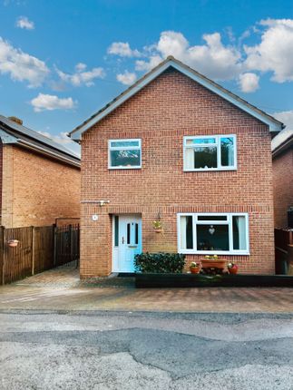 Thumbnail Detached house for sale in Lime Avenue, Sholing, Southampton, Hampshire