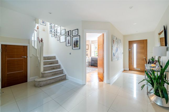 Clarence Road, Walton-on-Thames photo 3