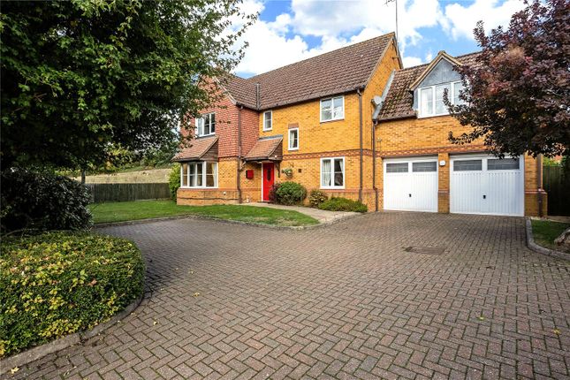 Thumbnail Detached house for sale in Mancroft Road, Aley Green, Bedfordshire