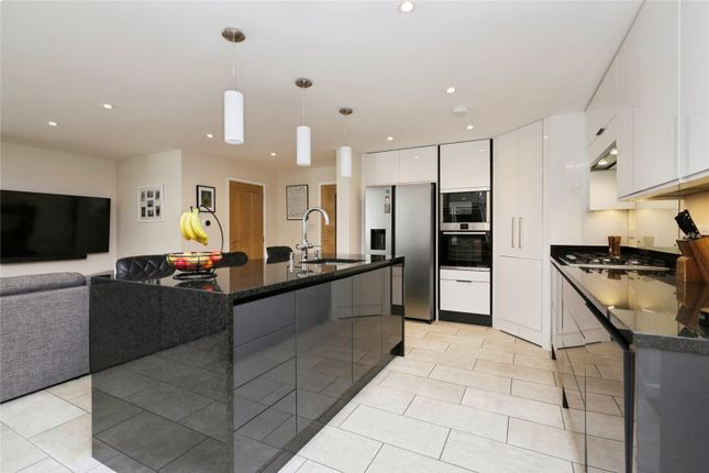 43, Farriers Way, East Sussex photo 3