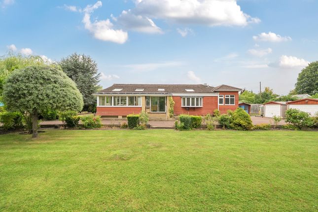 4-bed house on Timber Lodge,, Towpath, Shepperton, £1,000,000