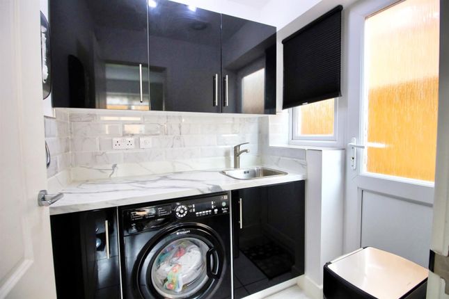 11, Carlton Way, Treeton photo 5