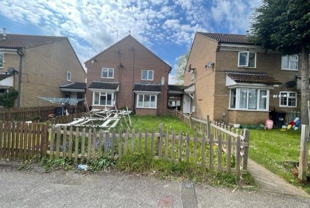 Thumbnail Terraced house to rent in Dorrington Close, Luton