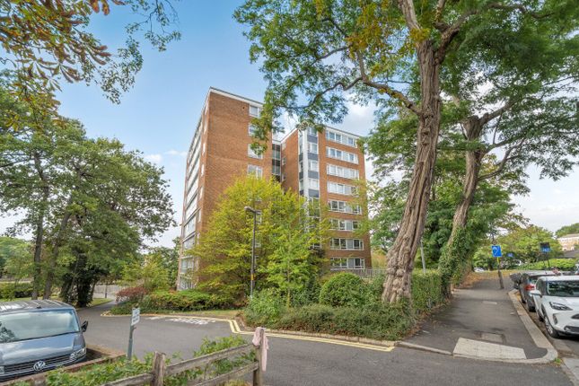 2-bed house on Flat 20, Glenhurst Court,, Farquhar Road, London, £475,000