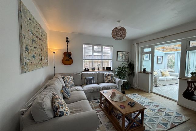 1, Hendrie Close, Swanage photo 3