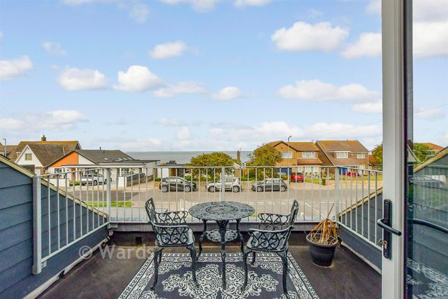 20, Epple Bay Avenue, Birchington photo 5
