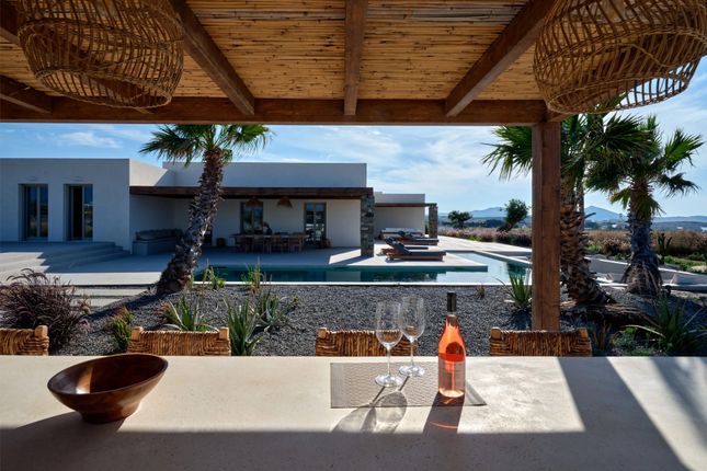 Villa for sale in Hesperia, Paros (Town), Paros, Cyclade Islands, South Aegean, Greece