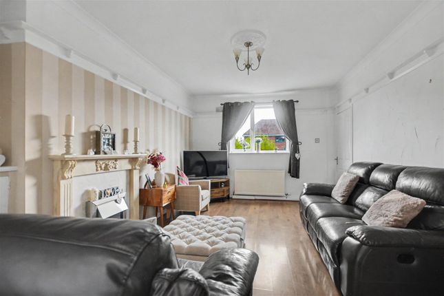 6, Greenwood Avenue, Derbyshire photo 3