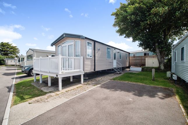 Thumbnail Mobile/park home for sale in Lynch Lane, Weymouth