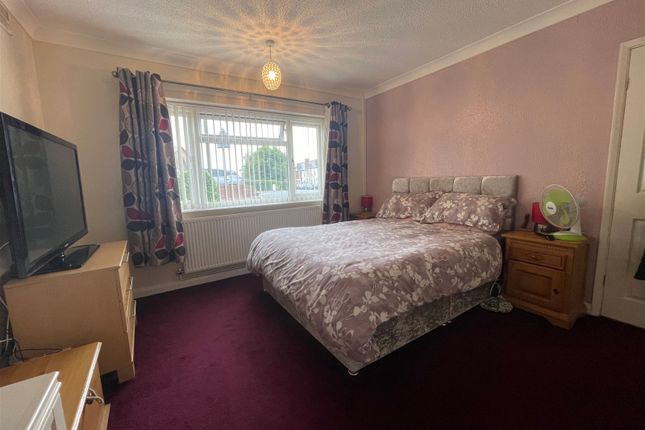 Bungalow for sale in Westfield Road, Swadlincote