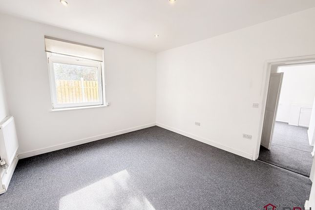 36B, Houghton Road, Rotherham photo 2