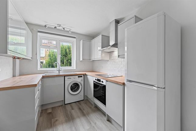 Bcfbl -  Westwick Gardens - Kitchen (1).Jpg