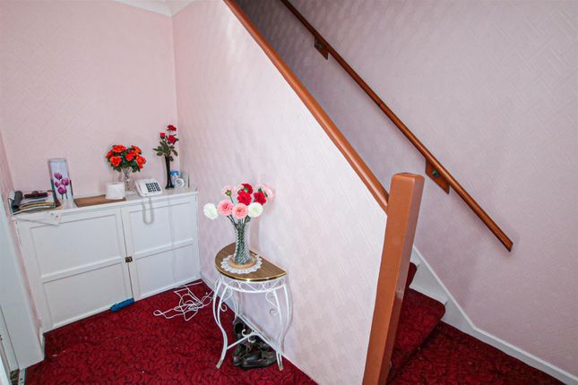 7, Palington Grove, Doncaster photo 4