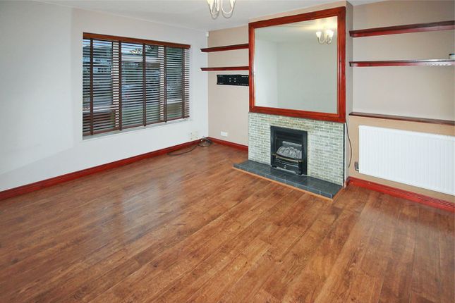 Maisonette for sale in Sterling Avenue, Edgware