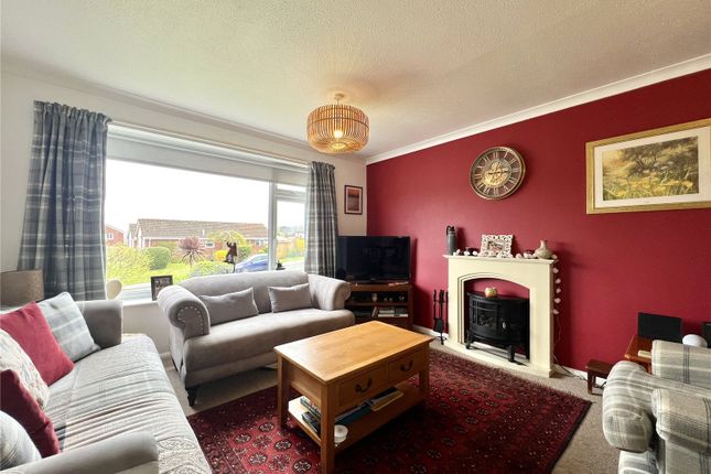 11, Windsor Close, Somerset photo 2