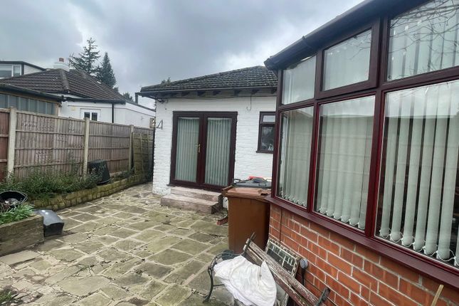 Bungalow to rent in Styal Road, Heald Green, Cheadle