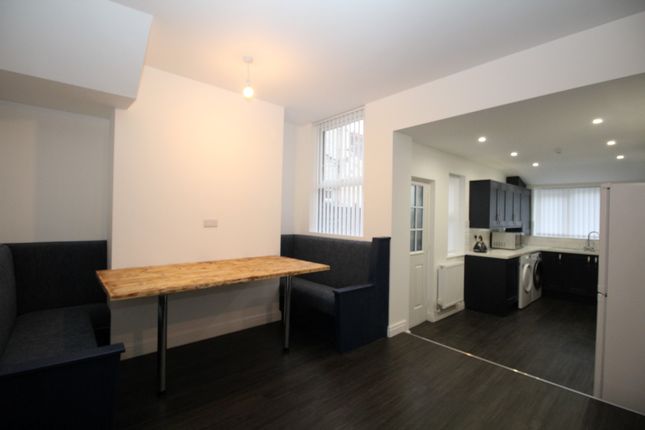 49, Ashbourne Road, Liverpool photo 4