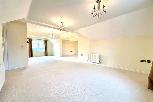 17, Westlecot House, Swindon photo 3