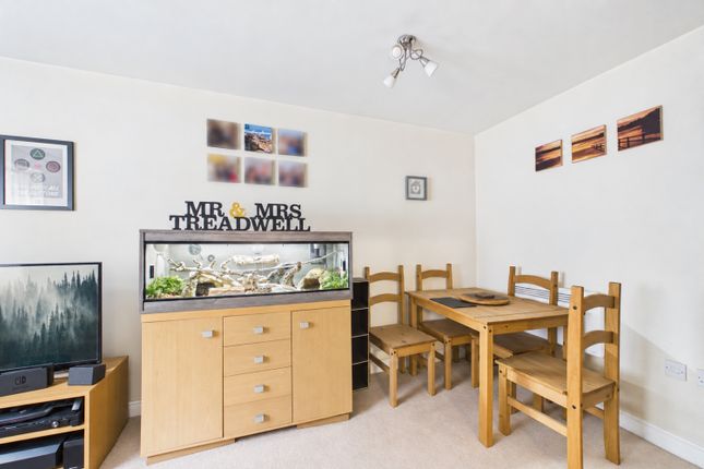 15, Monarch Way, Leighton Buzzard photo 4