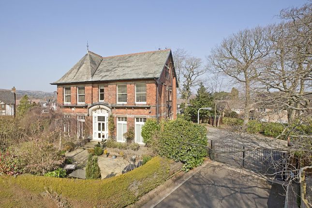 3 bed flat for sale in Cleasby Road, Menston, Ilkley LS29