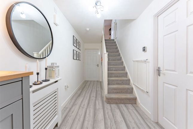 8, Tigers Road, Fleckney photo 4