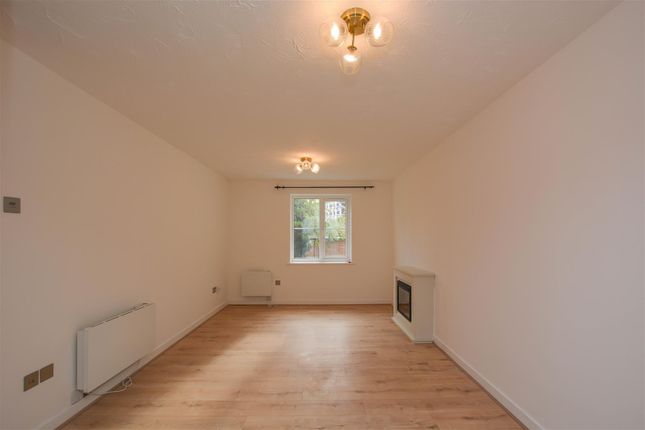 Gresham Close, Brentwood photo 5