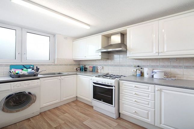 Flat to rent in Purchese Street, London