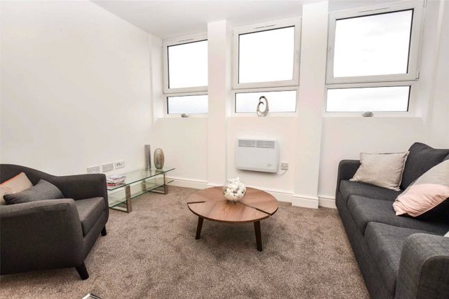 44 Acre House, 20, Benbow Street, Sale photo 2