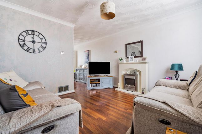 Terraced house for sale in Bicknor Road, Maidstone