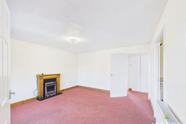 16, Castle Court, Wem photo 3