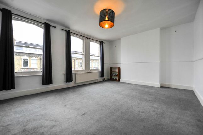 Thumbnail Flat to rent in Radipole Road, London