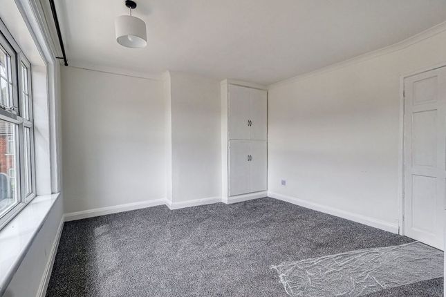11, Eyre Avenue, Scunthorpe photo 5