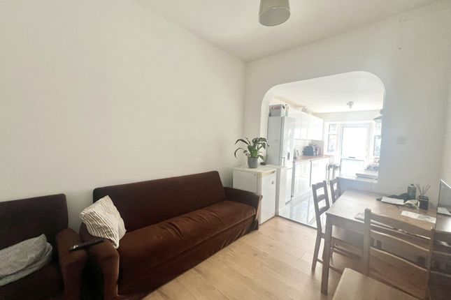 Thumbnail Terraced house to rent in Undine Street, London