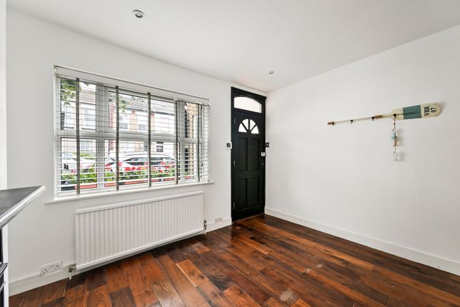 36, Fawcett Road, Croydon photo 3