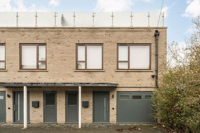 4-bed house on 3, Bridge Way, London, £875,000