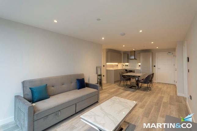 Flat for sale in Apex Lofts, Warwick Street, Birmingham