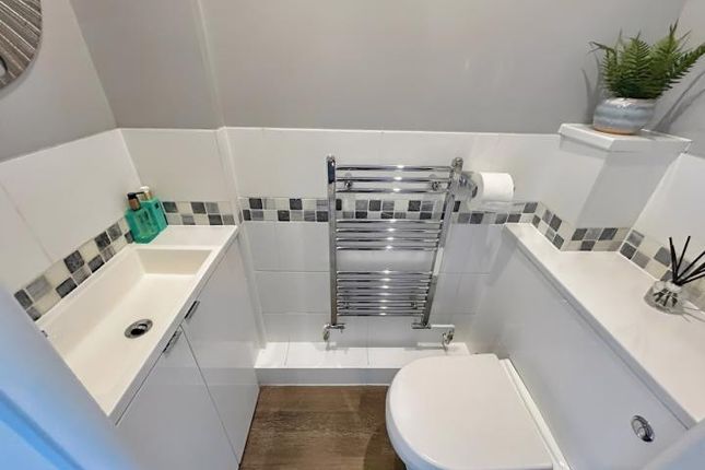 85 Titus Way,, Highwoods, Colchester photo 5