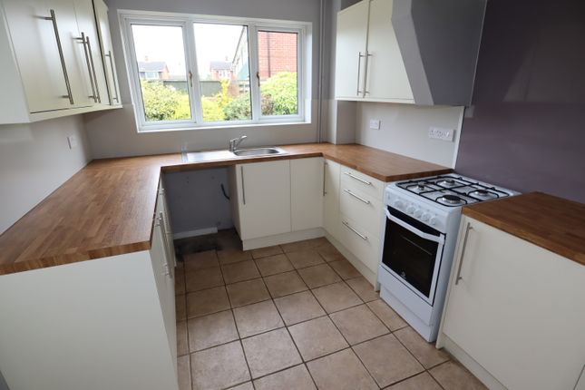 Camwood Crescent, Lincoln photo 3
