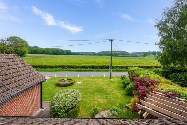 Three Gables, Ingoldfield Lane, Fareham photo 2
