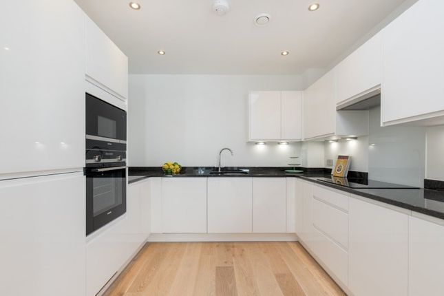 Flat for sale in Ridgmount Apartments, 7-9 Darlaston Road, London