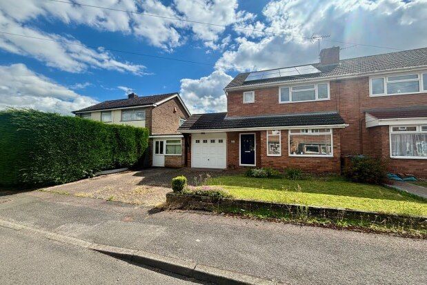 Thumbnail Property to rent in Benson Close, Lichfield